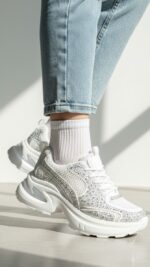 Baskets femme blanches à strass – Style sport chic TPGK