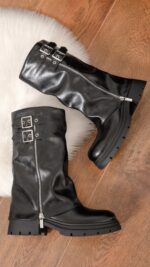 Bottes biker femme tube noires avec semelle crantée et doubles boucles – TPGK