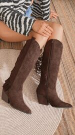 bottes à franges marron choco femme en suédine TPGK