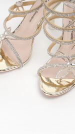 Sandales femme dorées à talons papillon strass – Collection TPGK