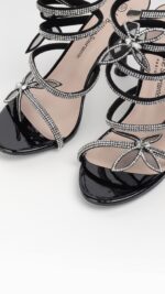 Sandales femme noires à talons papillon strass – Collection TPGK